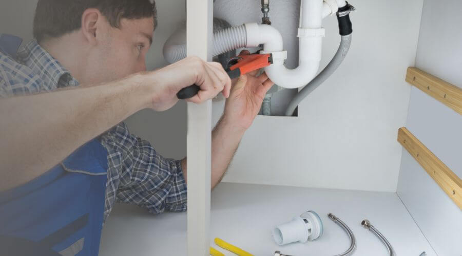 Professional Leak Detection in Castalia, IA